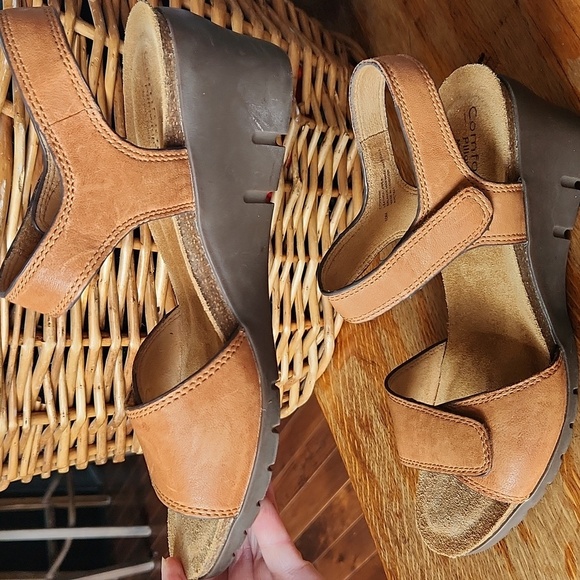 Comfortiva Pillowtop Wedge Sandals dz 10 M Tan - Picture 7 of 16